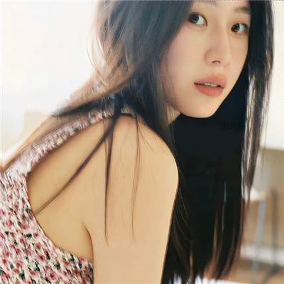 阿娜尔罕封面