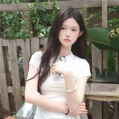 美好正逢时封面